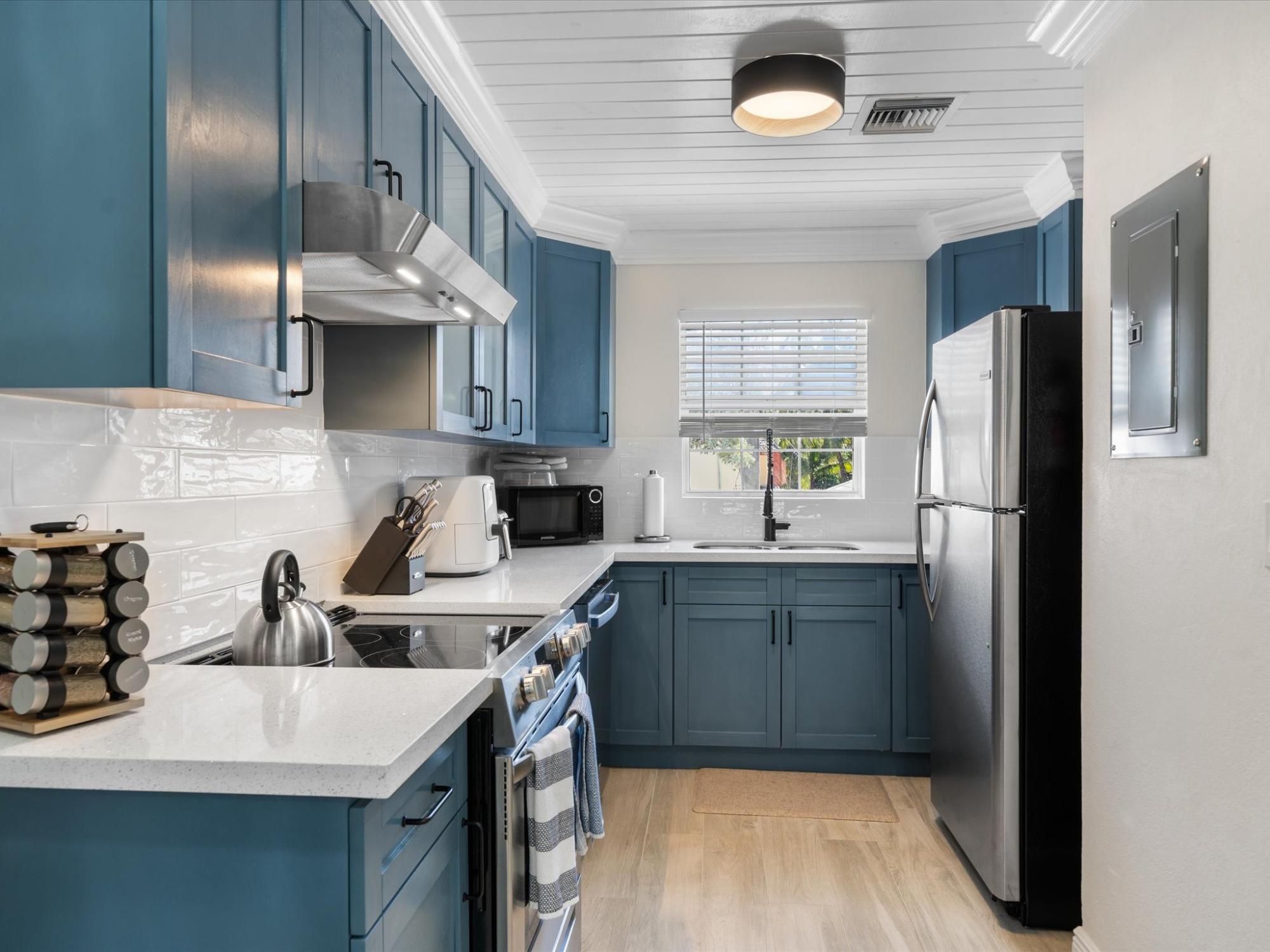 NORTH COAST APARTMENTS