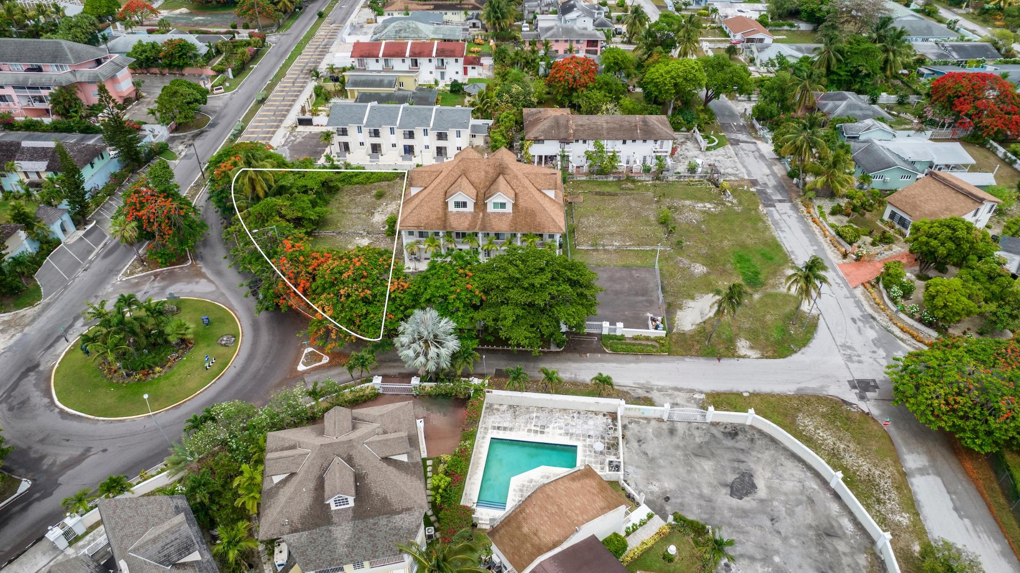 WESTWARD VILLAS, W BAY ST