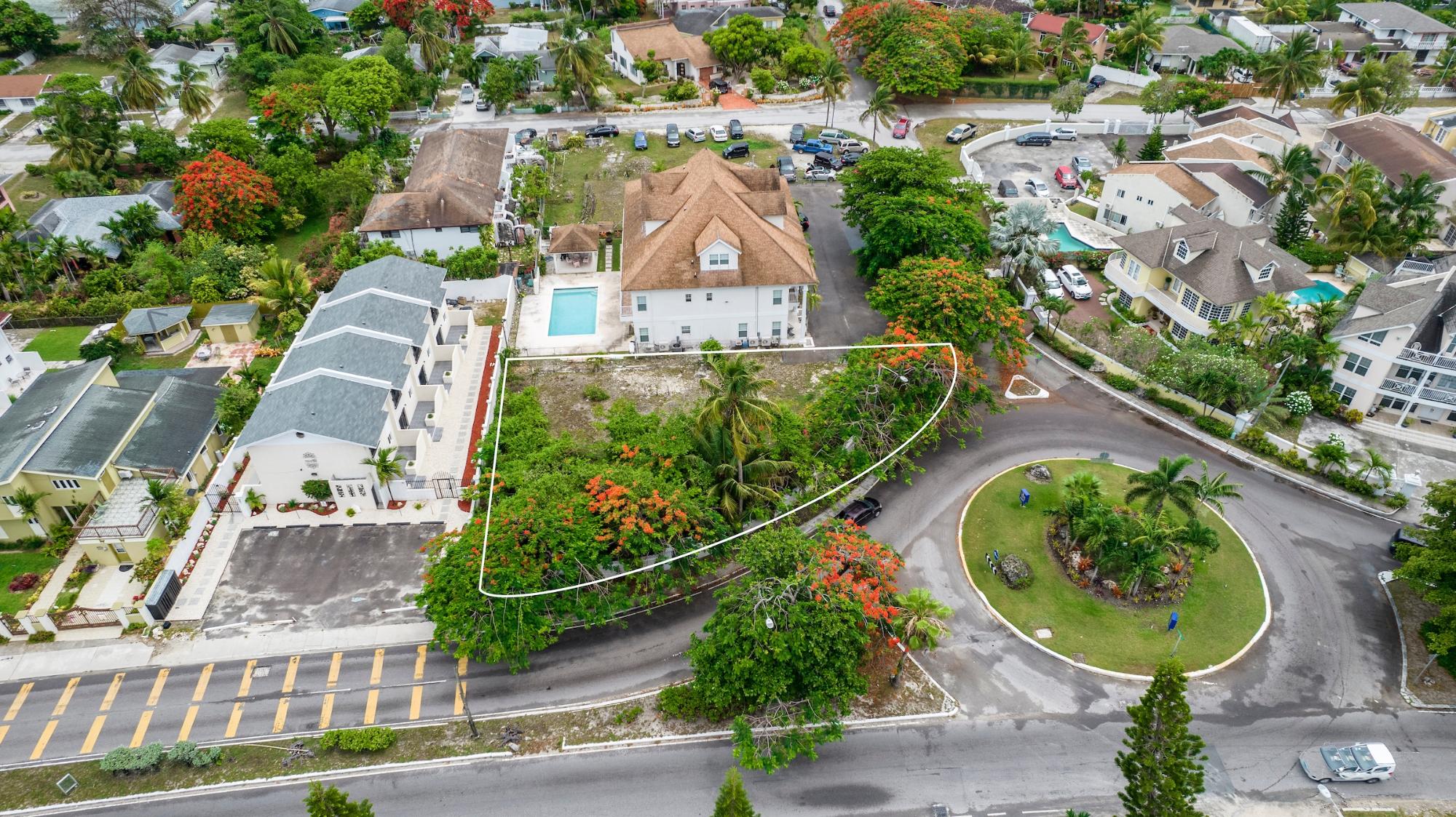 WESTWARD VILLAS, W BAY ST
