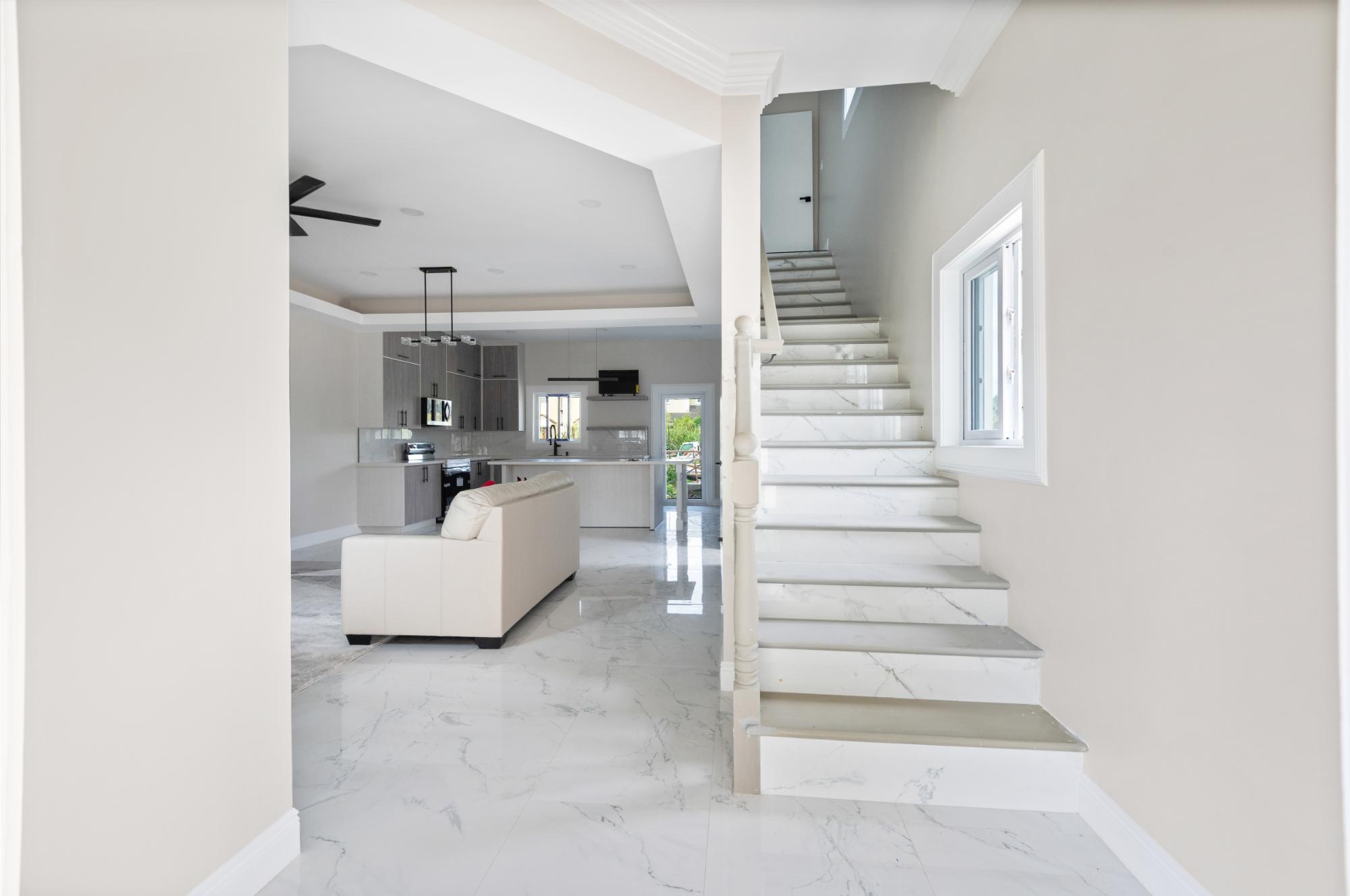 KINGFISH ROAD Unit: 3