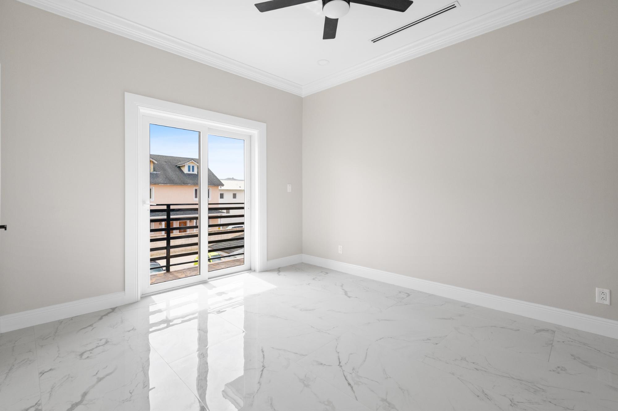 KINGFISH ROAD Unit: 3