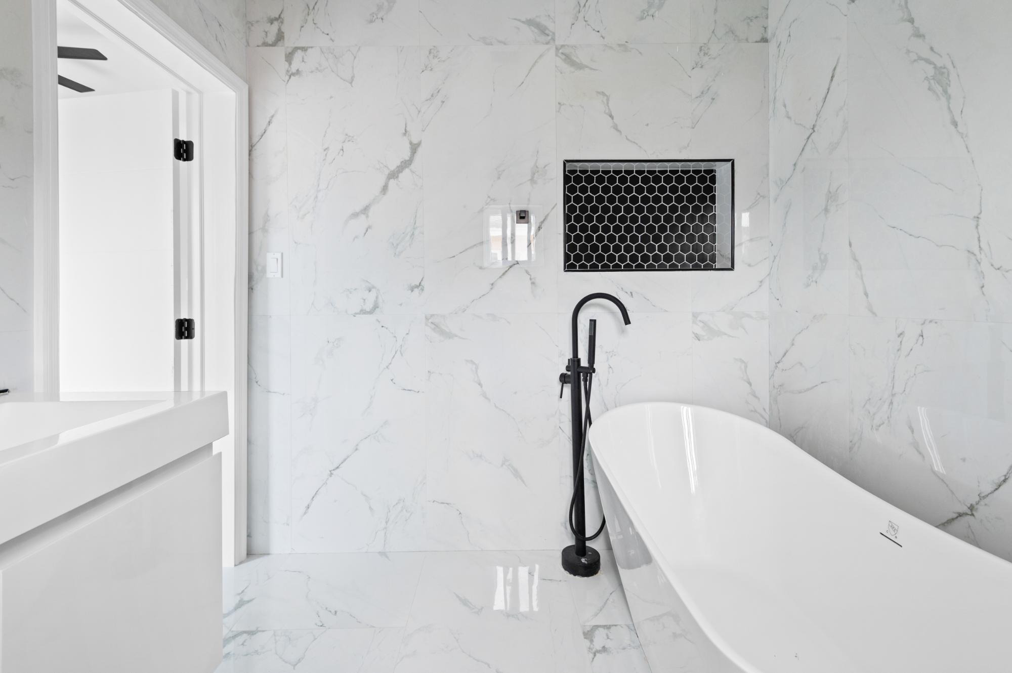 KINGFISH ROAD Unit: 3