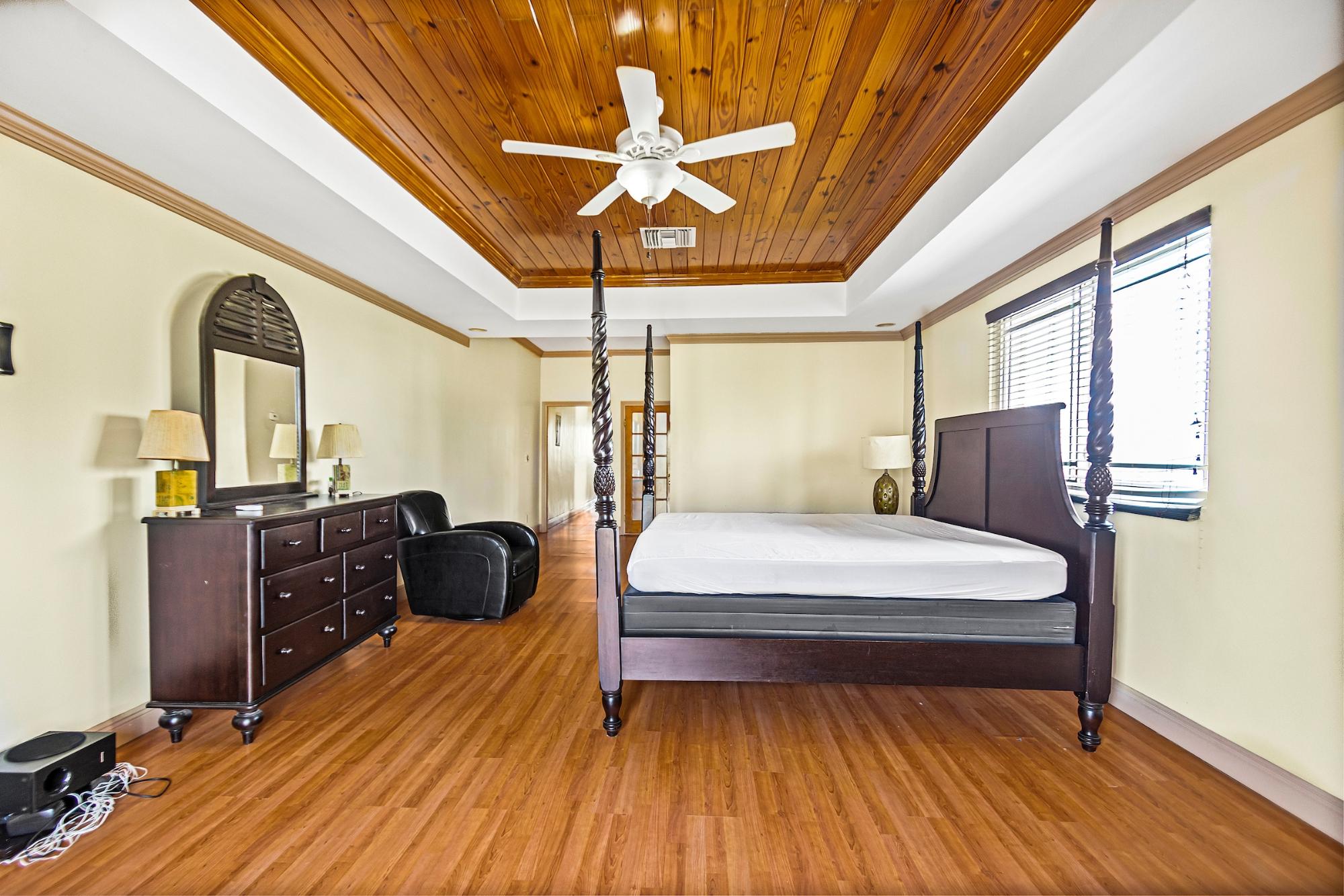 76 Ranfurly Drive, Coral Harbour