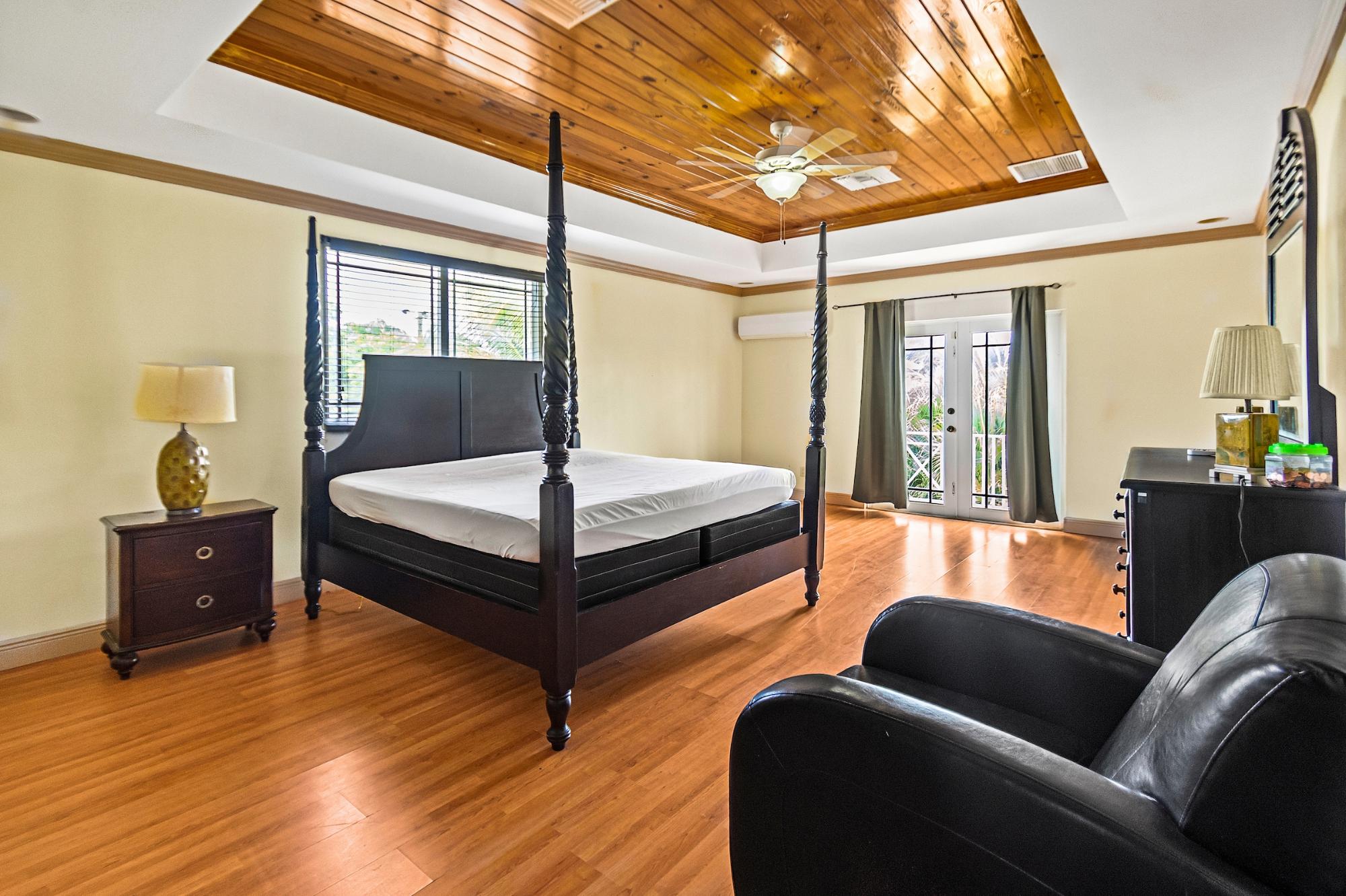 76 Ranfurly Drive, Coral Harbour