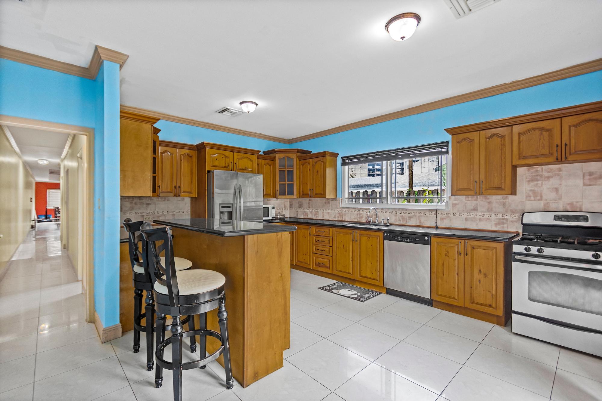 76 Ranfurly Drive, Coral Harbour