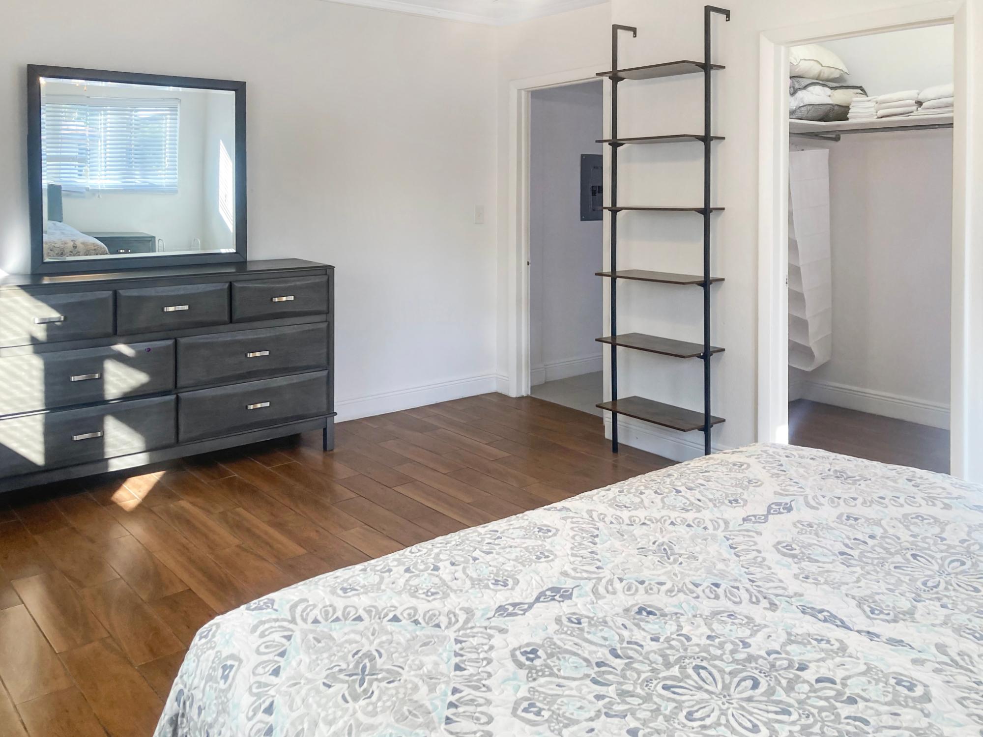 SKYLINE DRIVE Unit: #10