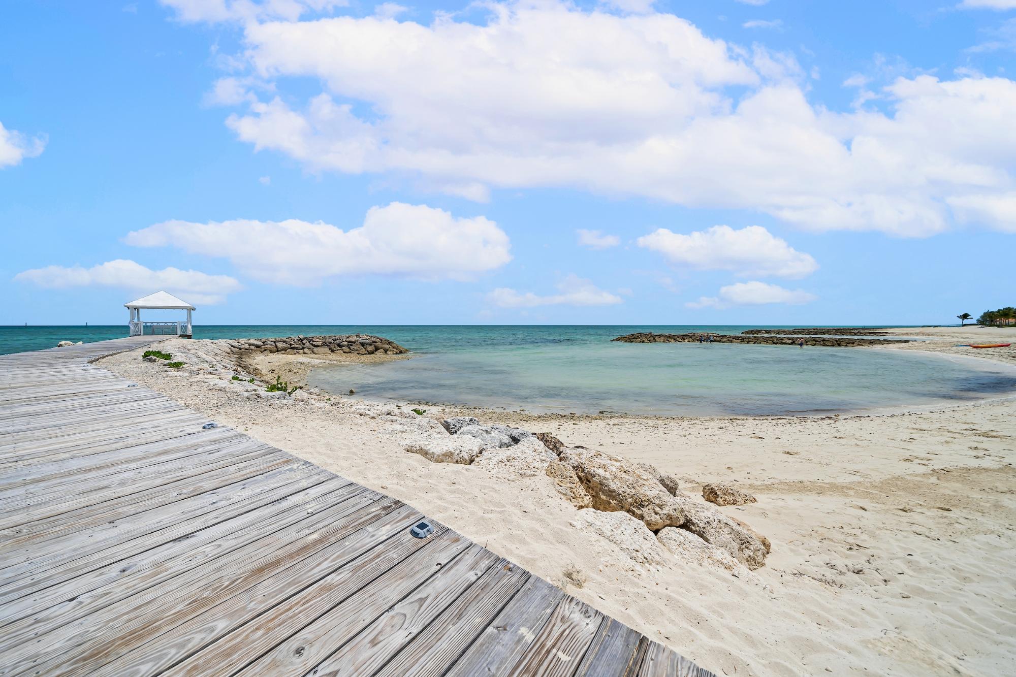 LOT 84 - PALM CAY