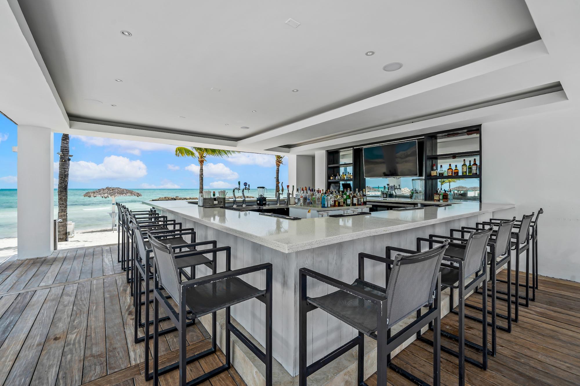 LOT 84 - PALM CAY