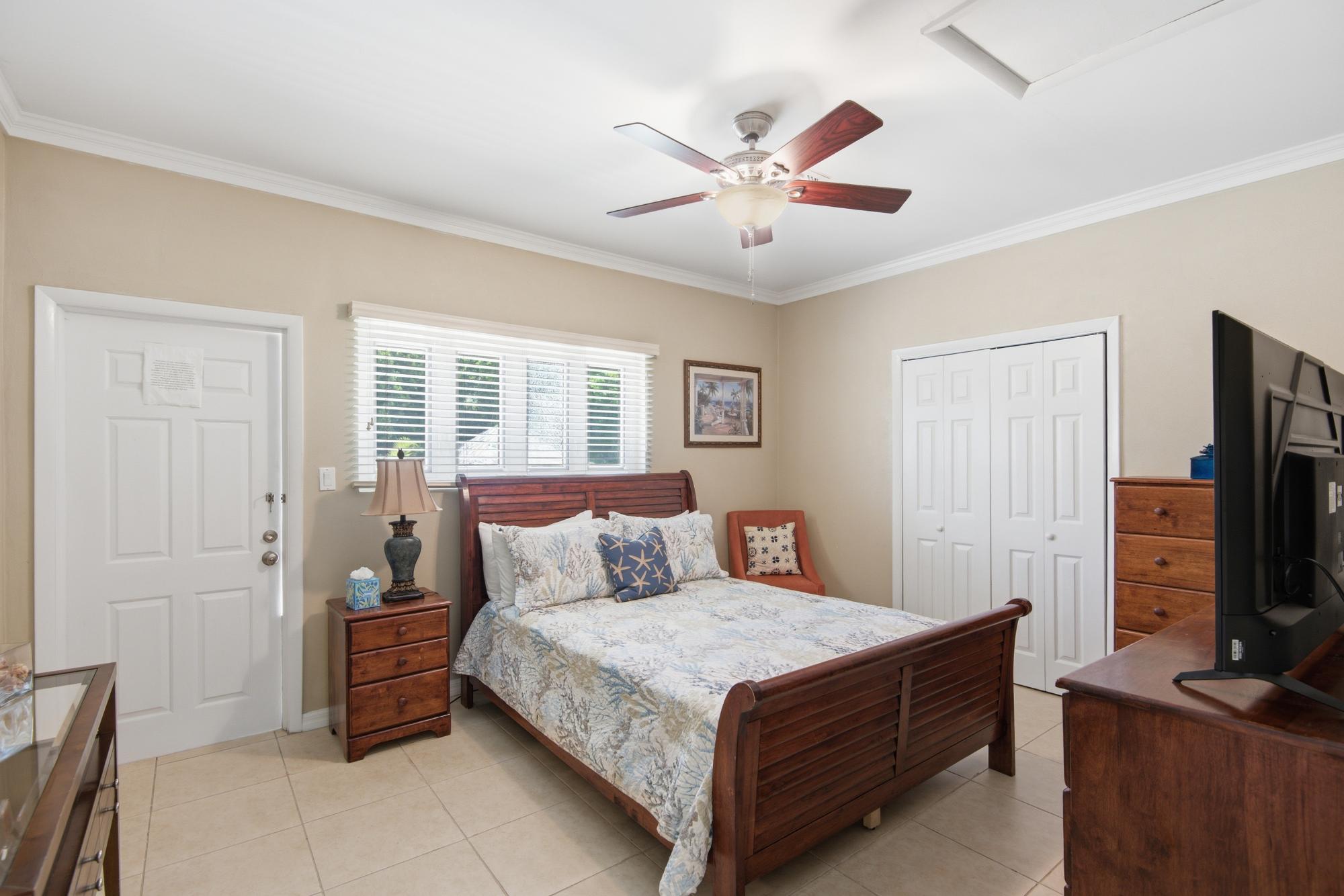 53 VENICE BAY BLVD. Unit: Unit 1