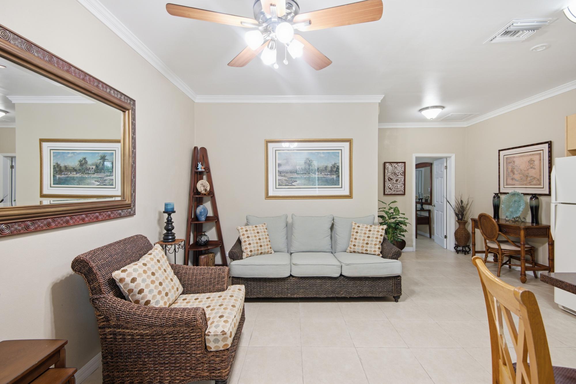 53 VENICE BAY BLVD. Unit: Unit 2