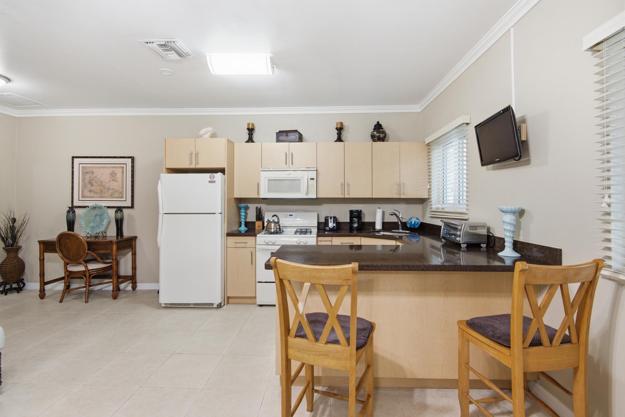 53 VENICE BAY BLVD. Unit: Unit 4