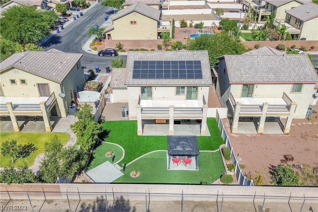 3217 Green Ice Avenue