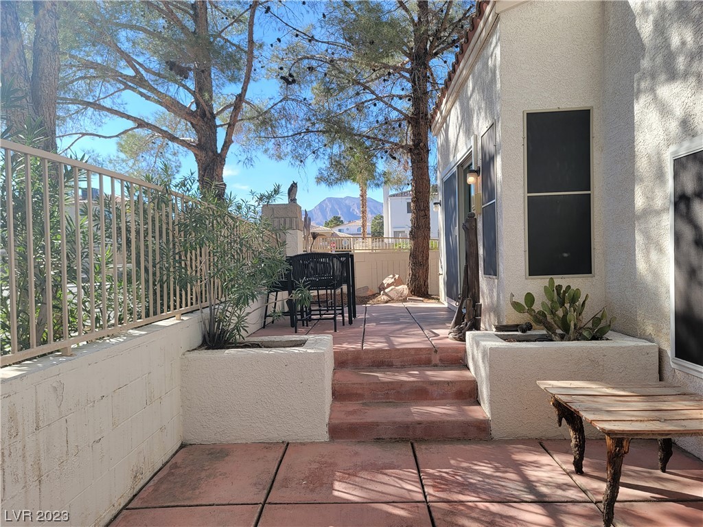 3477 Bankside Drive