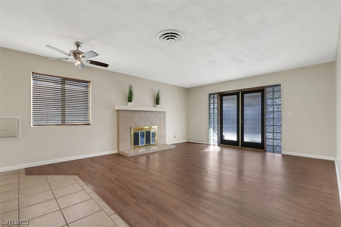5905 Apple Valley Lane