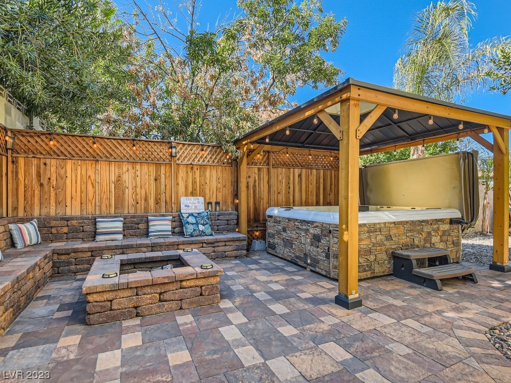 1761 Curio Terrace