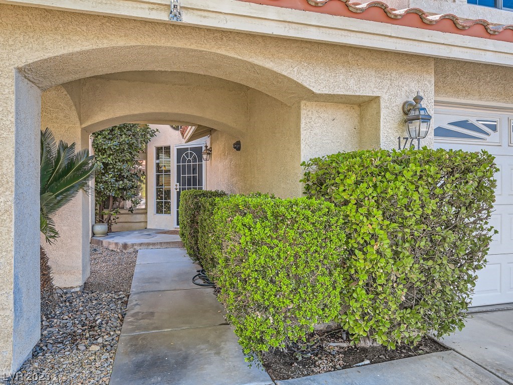 1761 Curio Terrace