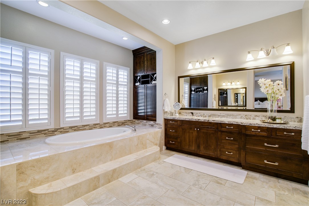 7187 Messara Circle