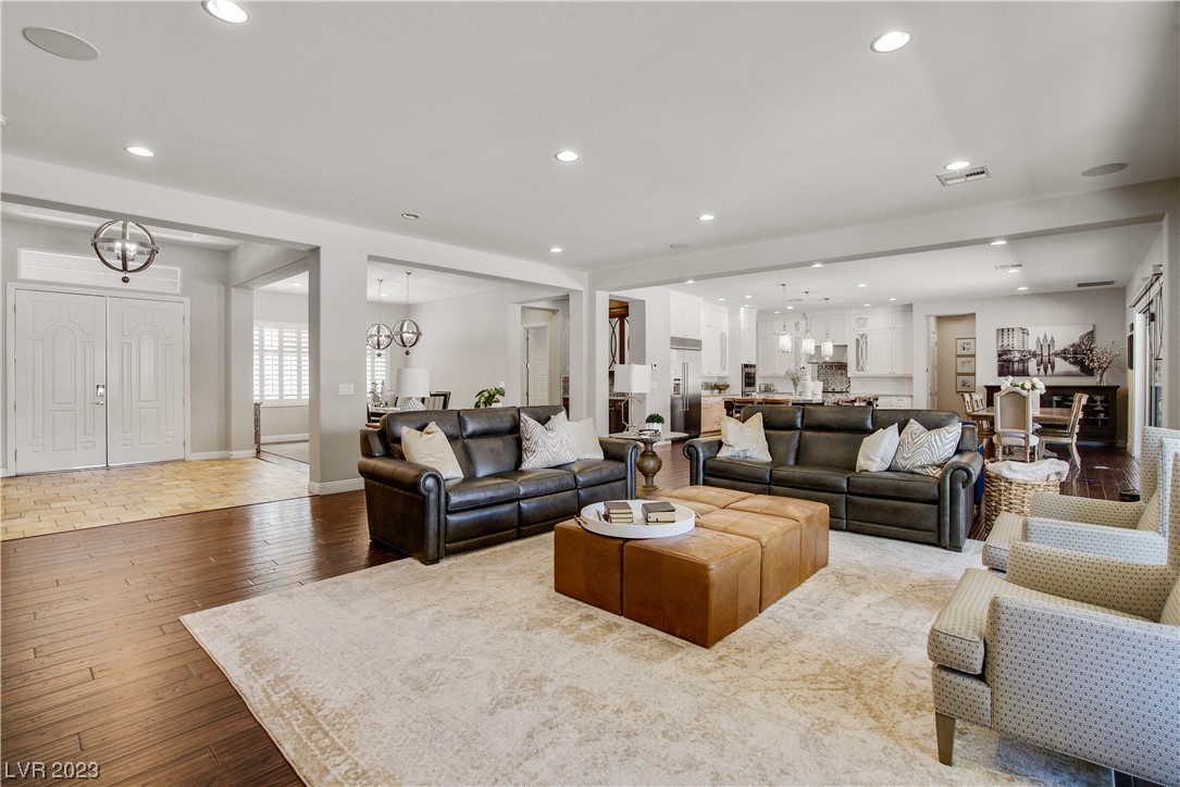 7187 Messara Circle