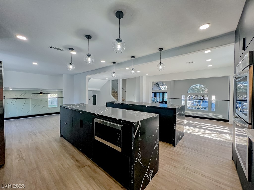 2800 Albrook Circle
