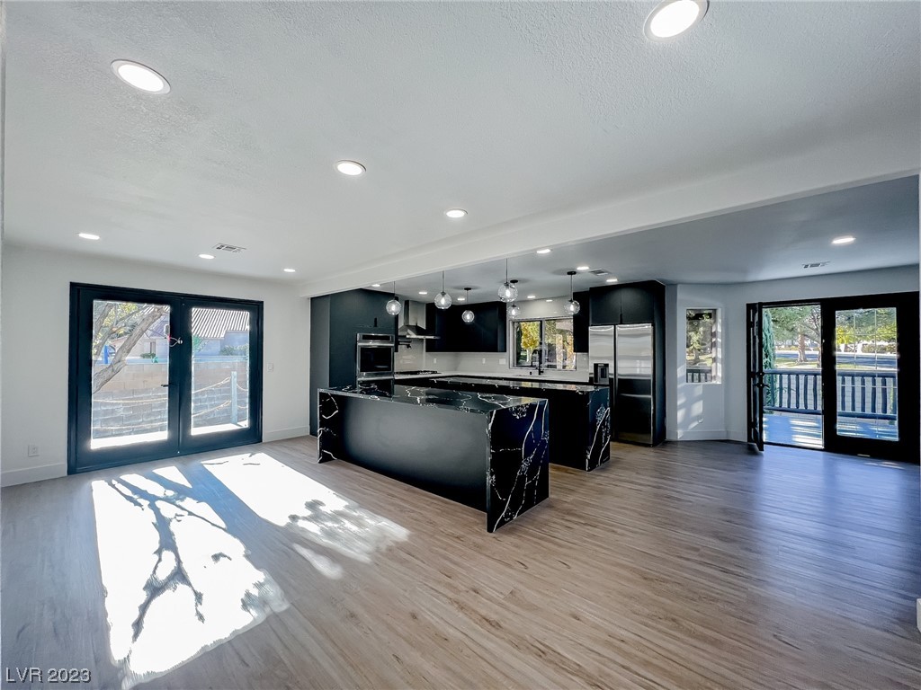2800 Albrook Circle
