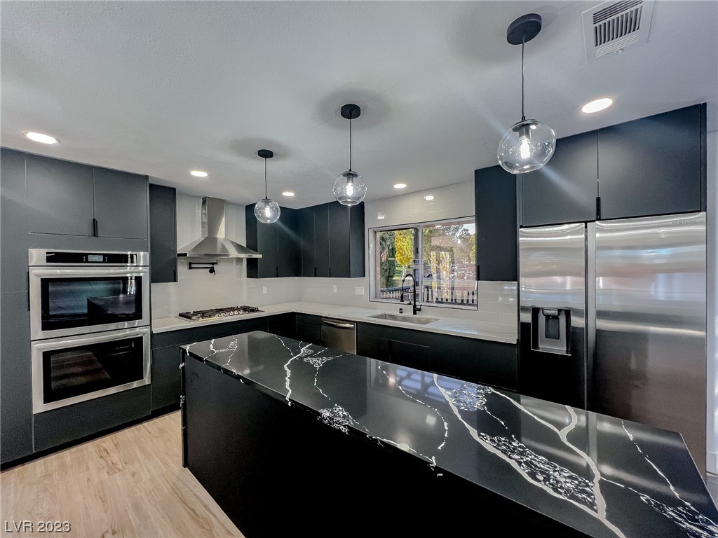 2800 Albrook Circle