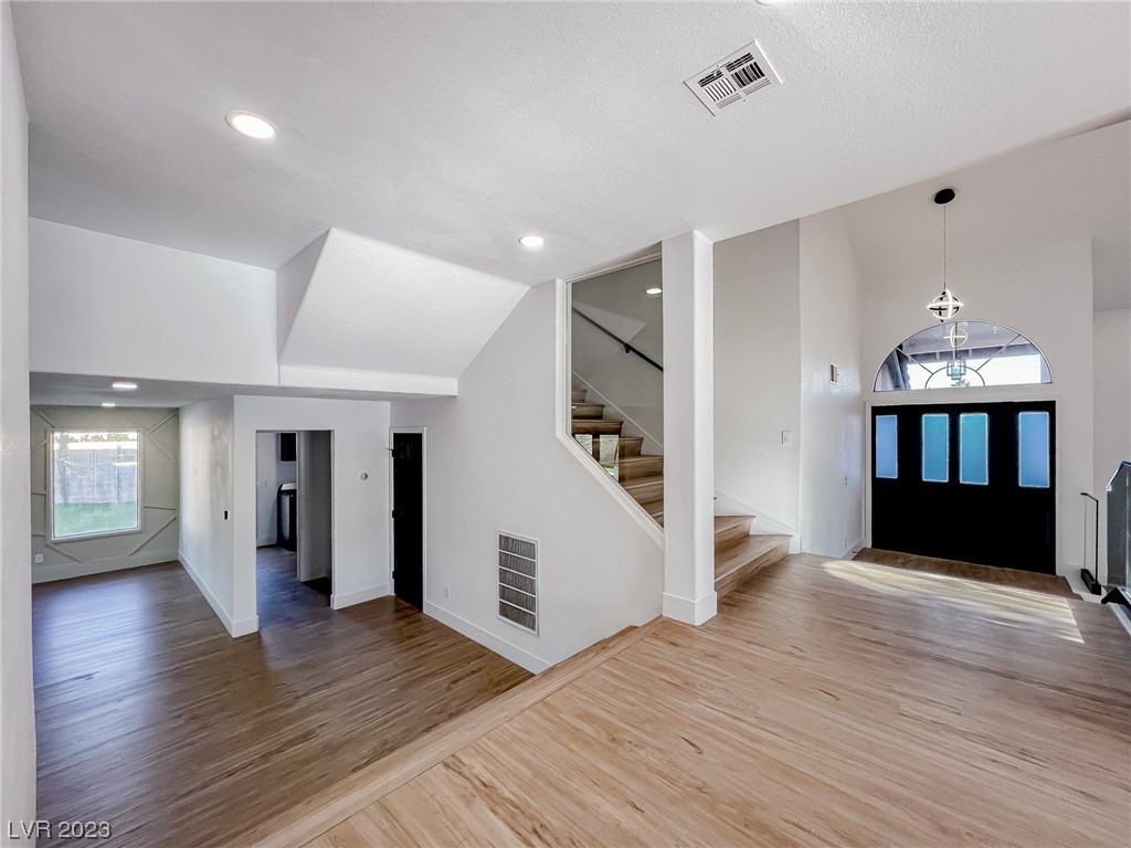 2800 Albrook Circle