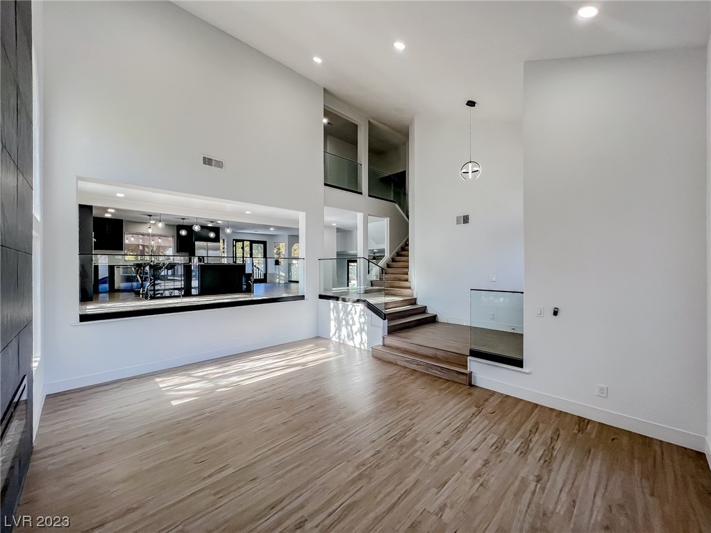 2800 Albrook Circle