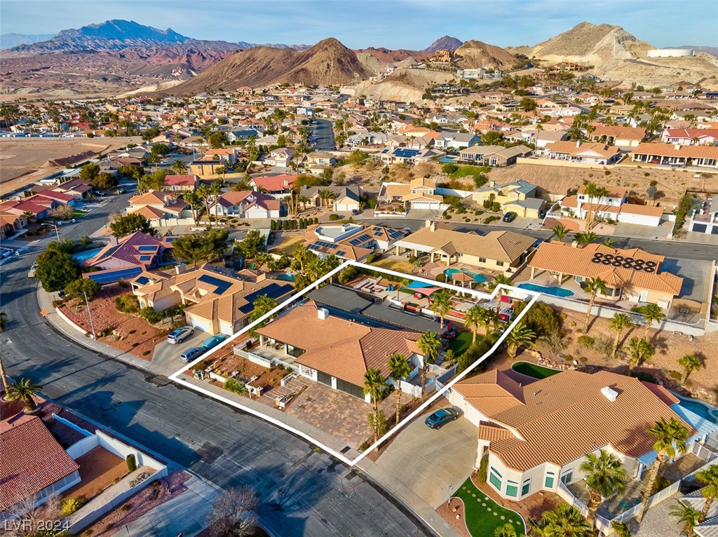 1037 Hollyhock Drive