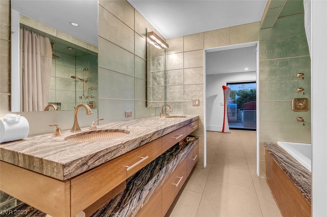 1037 Hollyhock Drive