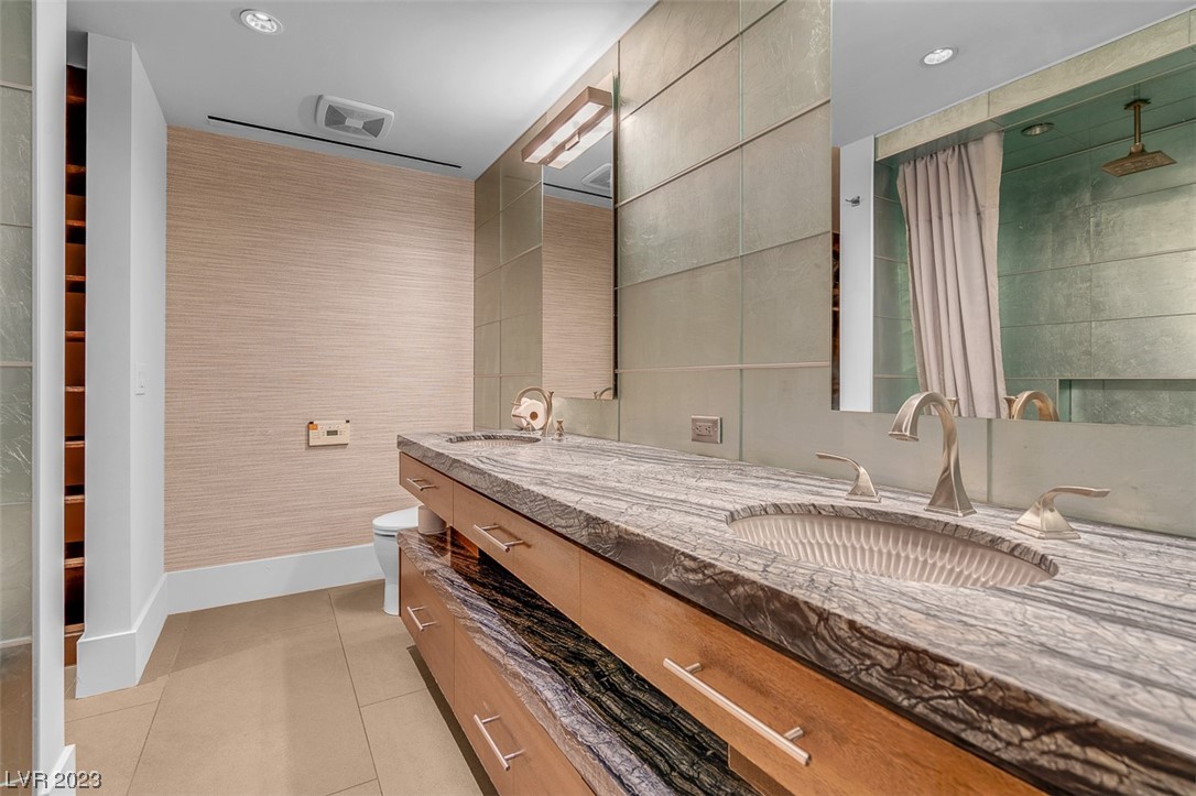 1037 Hollyhock Drive