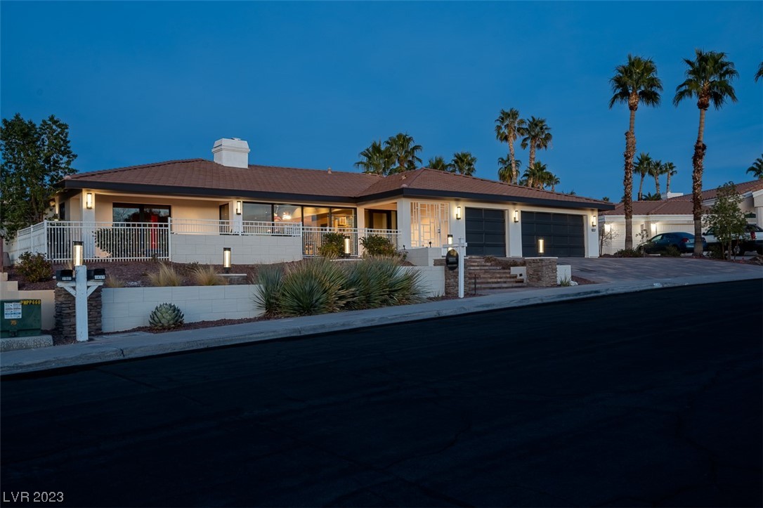 1037 Hollyhock Drive