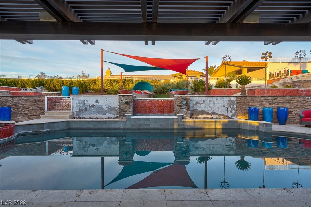 1037 Hollyhock Drive