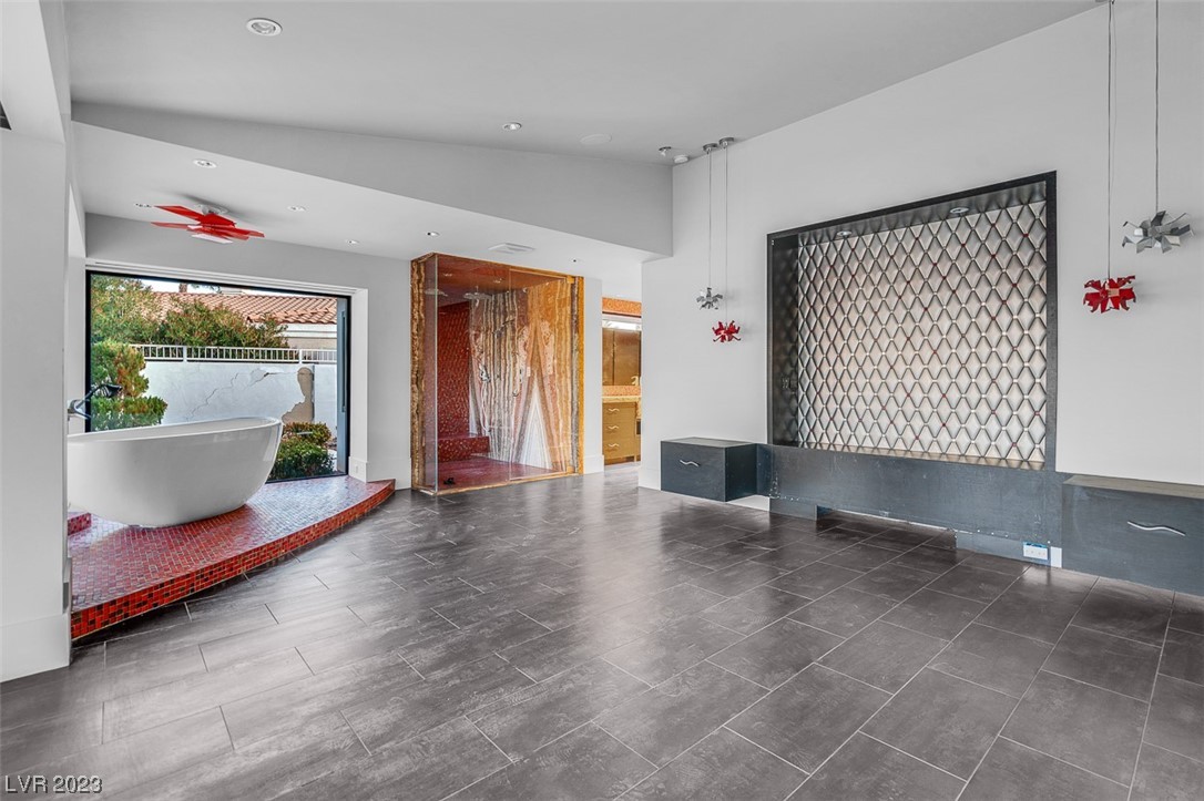 1037 Hollyhock Drive