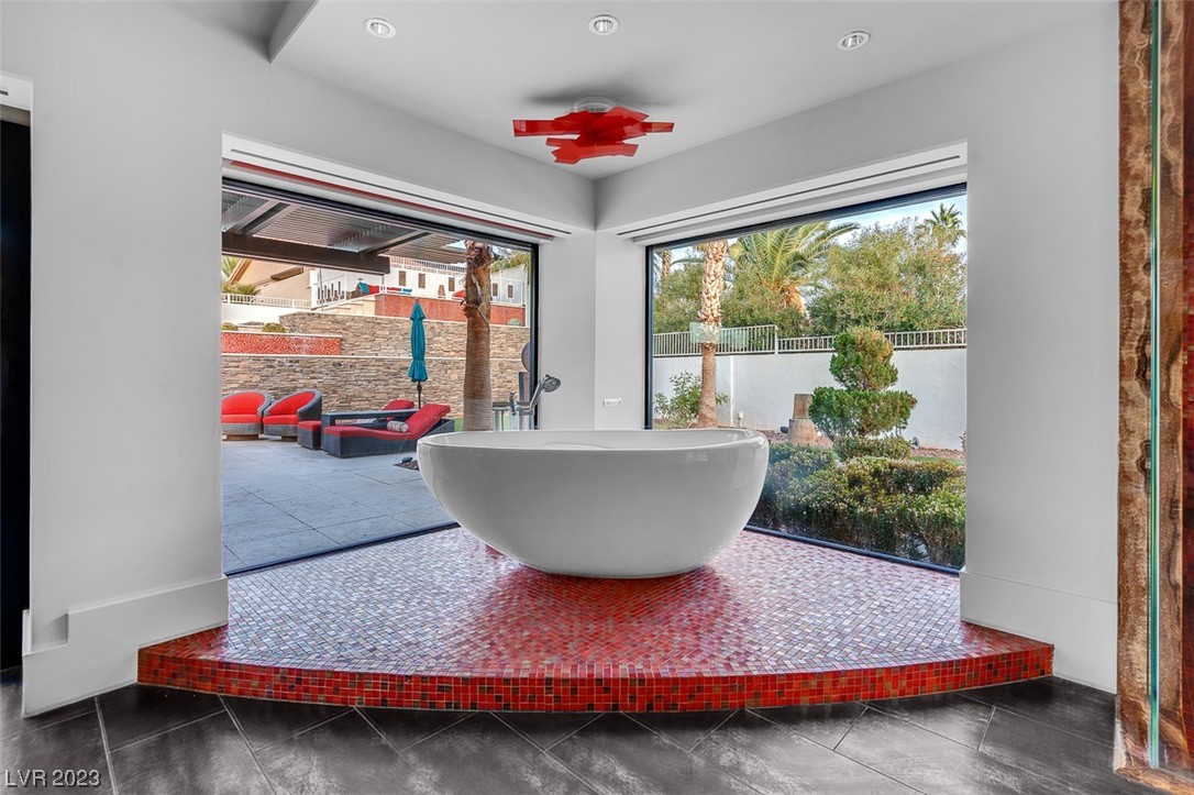 1037 Hollyhock Drive