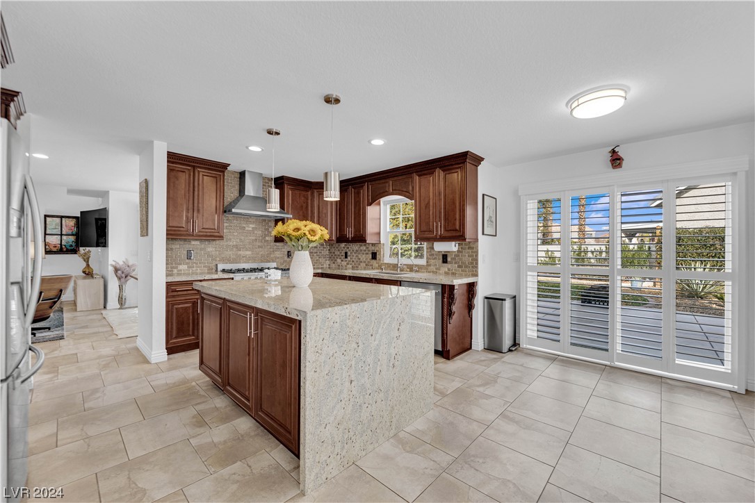 6568 Avon Court
