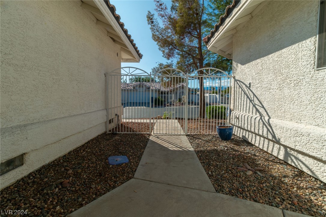 3516 Day Dawn Street