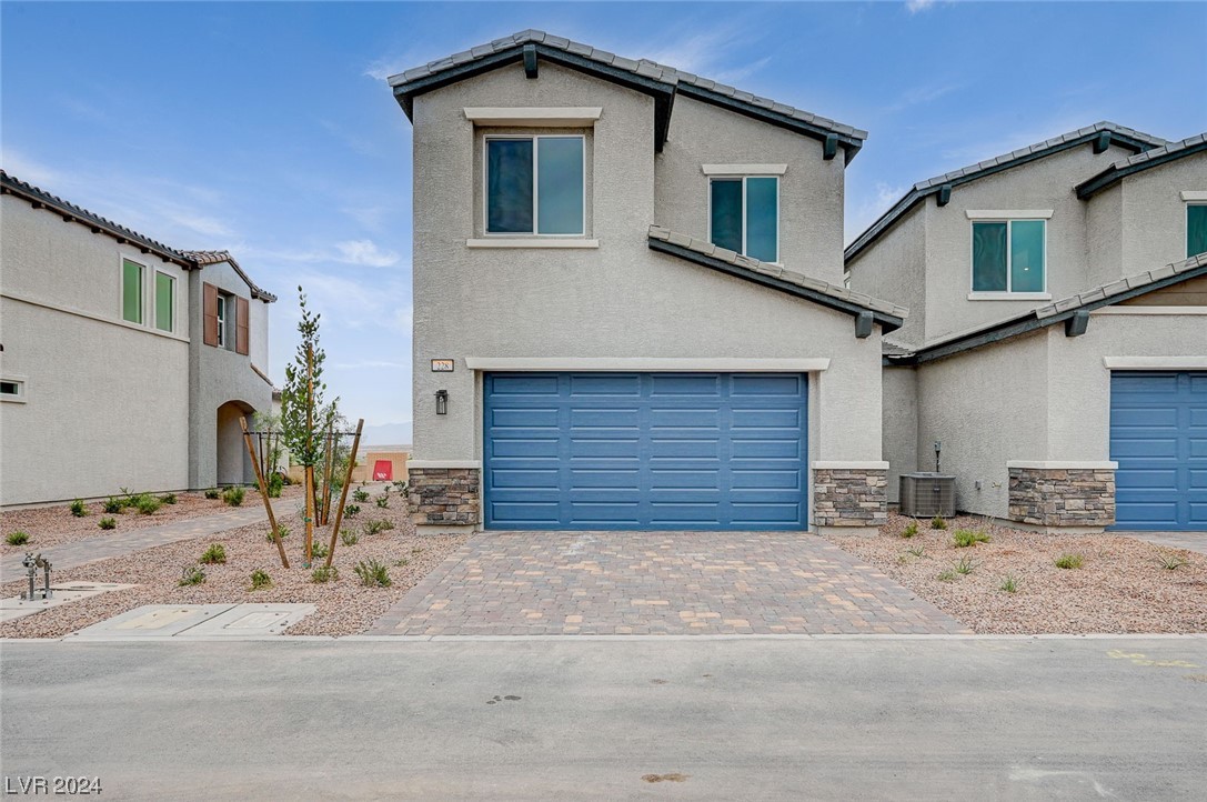 228 Vanhoy Avenue
