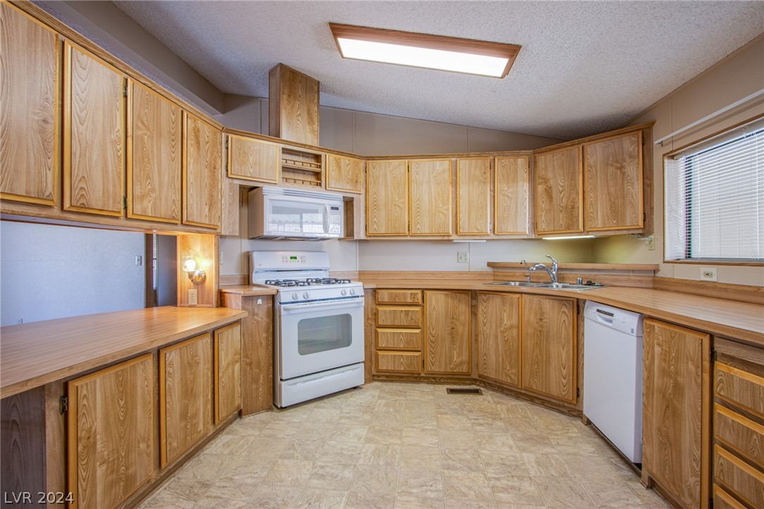 3226 Chimayo Lane