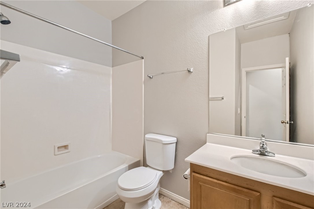 2221 Saddlebill Court