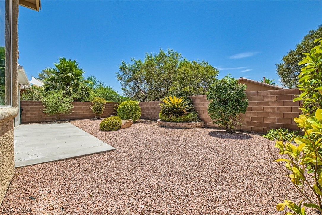 2221 Saddlebill Court
