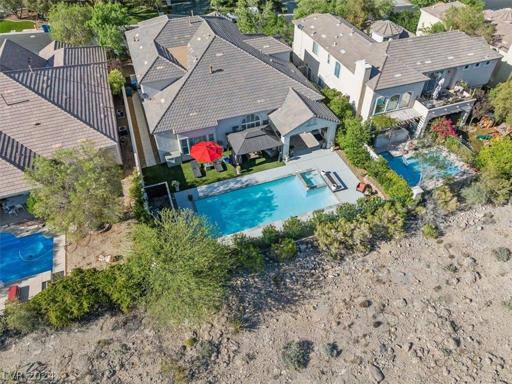 9321 Queen Charlotte Drive