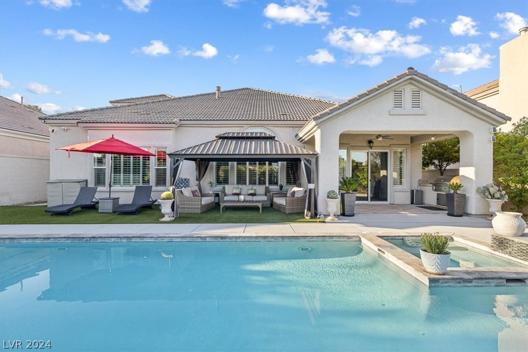 9321 Queen Charlotte Drive