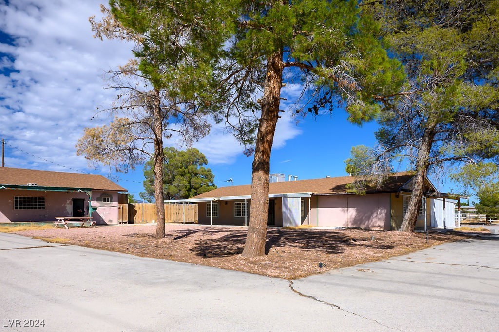 5820 West La Madre Way