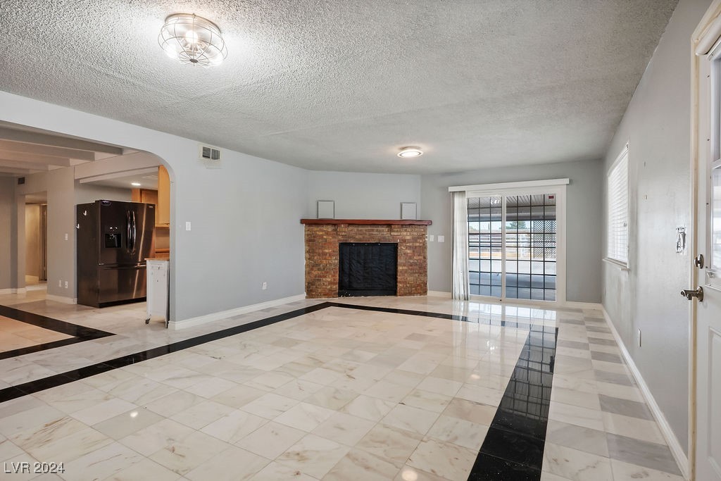5820 West La Madre Way