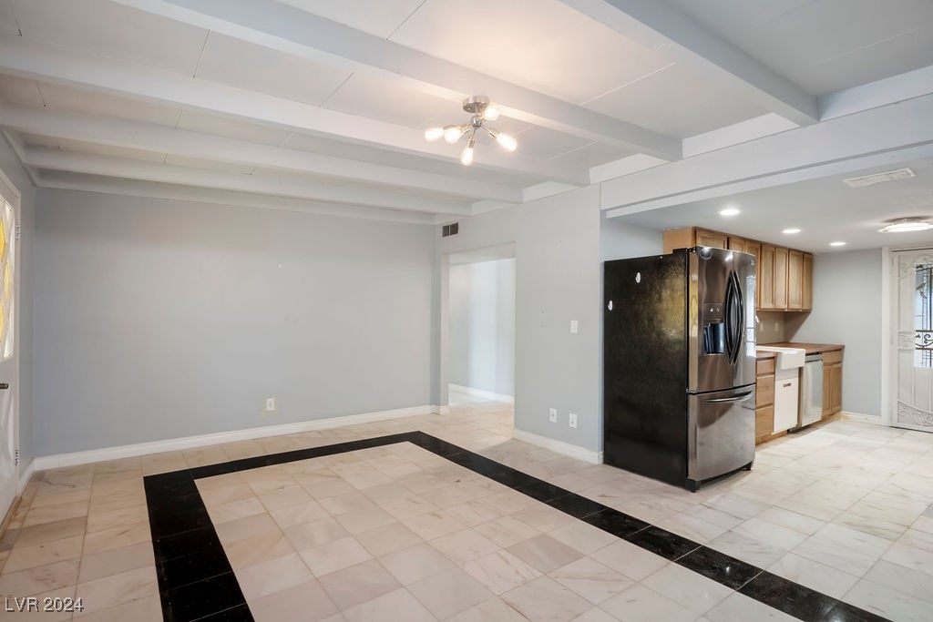 5820 West La Madre Way