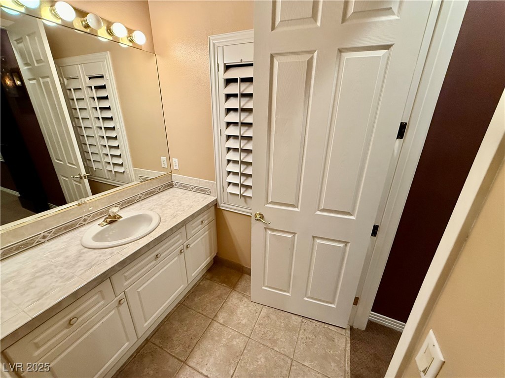 10008 Rolling Glen Court