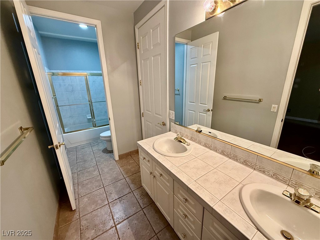 10008 Rolling Glen Court