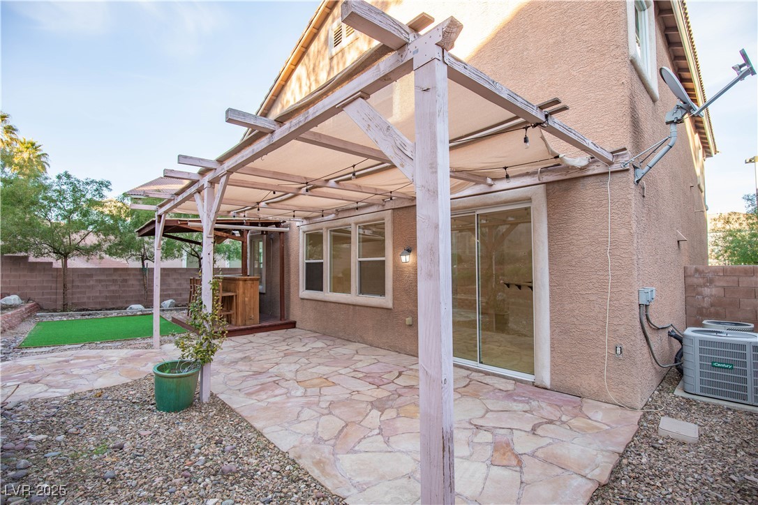 545 Playa Linda Place