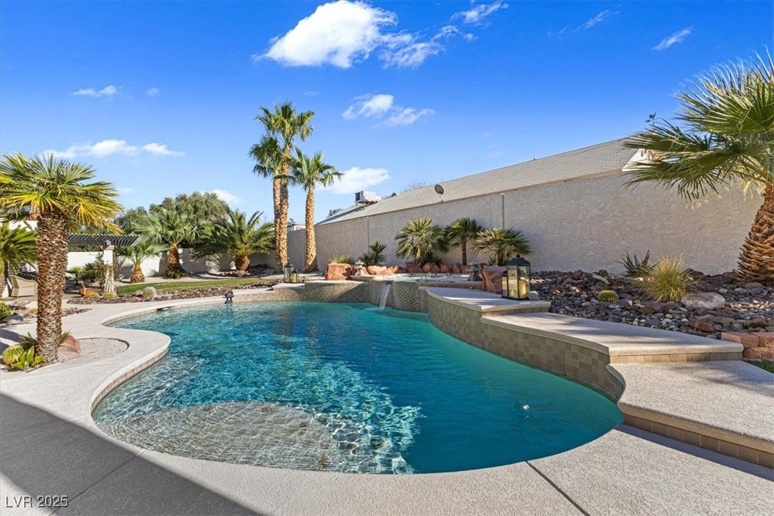 321 East Middleton Drive