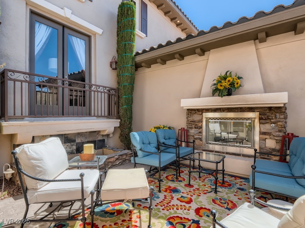 2038 Cherry Creek Circle